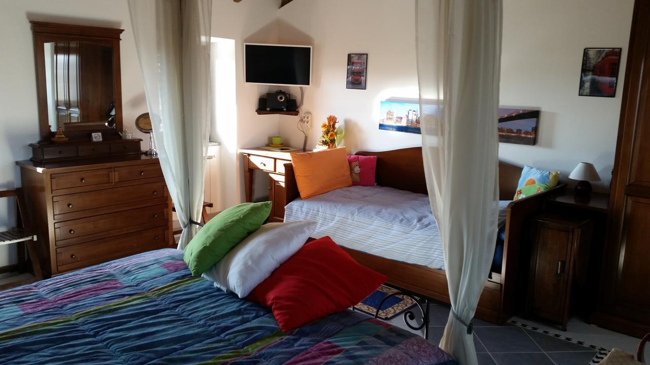 Bed and Breakfast Cascina Rosa Camilla Carpeneto Esterno foto